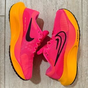 NIKE ZOOM FLY 5 HYPER PINK RUNNING SHOES WOMENS SZ 6 VAPORFLY ALPHAFLY SNEAKER